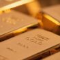 قیمت هر اونس طلا امروز با ۰.۱۵ درصد کاهش به ۲۰۲۶ دلار و ۴۴ سنت رسید.